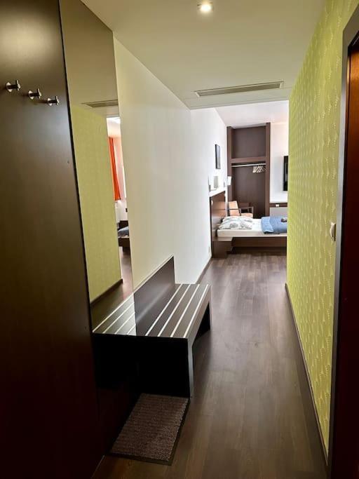 Apartman Priamo Na Hlavnej Ulici Košice Exteriör bild